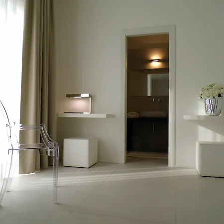 Siracusa Luxury 4* レッジョ・ディ・カラブリア