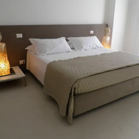 Siracusa Luxury Pensión 4*