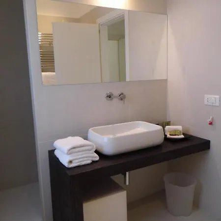 ゲストハウス Siracusa Luxury 4*