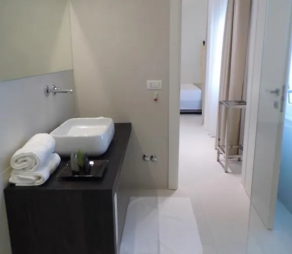 בית הארחה Siracusa Luxury רג'יו די קאלאבריה